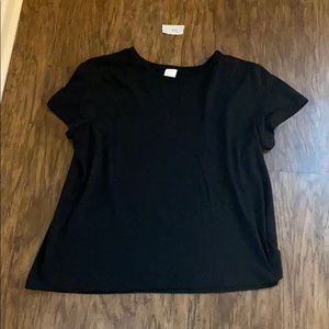 Black shirt